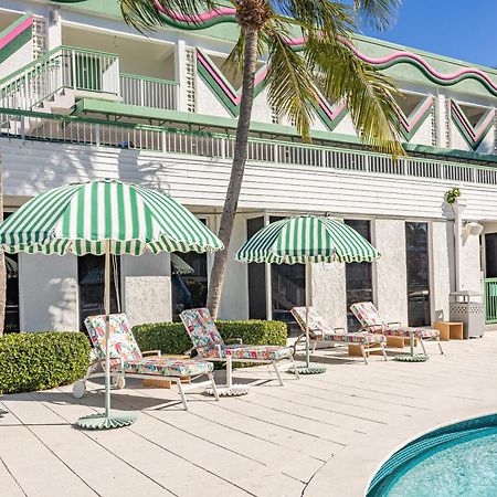 Palm Tree Club Miami Hotel North Bay Village Екстериор снимка