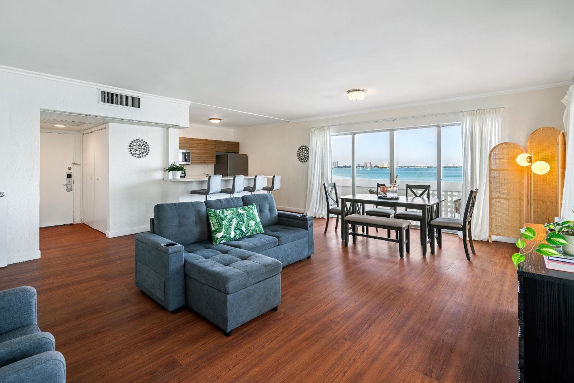 Palm Tree Club Miami Hotel North Bay Village Екстериор снимка