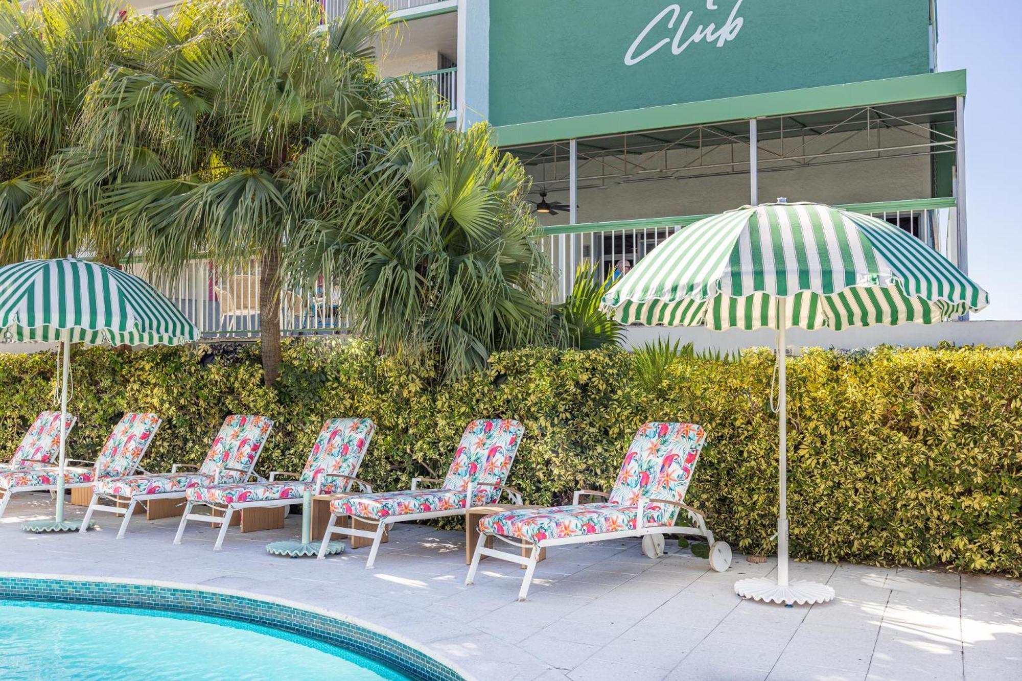 Palm Tree Club Miami Hotel North Bay Village Екстериор снимка